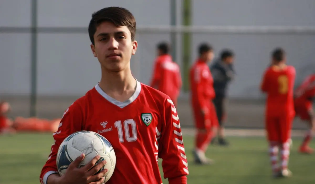 Afghan footballer fell to death from US plane